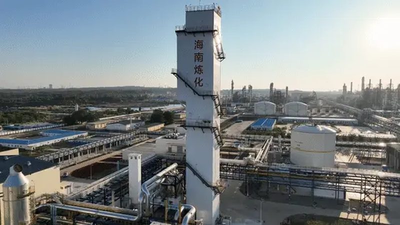 汽车塑料件常用工程塑料解析：性能与选型的关键考量